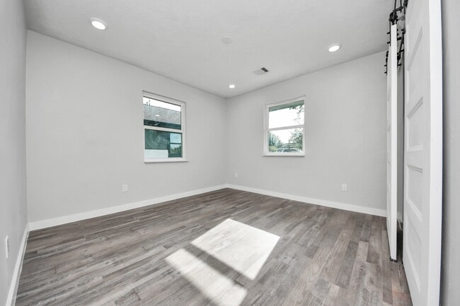 Building Photo - 6201 Batterson St