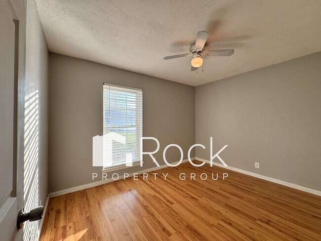 Building Photo - 3 Bedroom Home in NW Norman