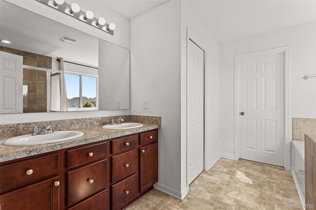 Building Photo - 7722 Ryder Dr