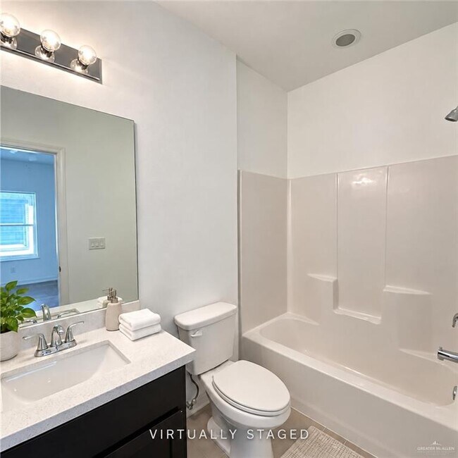 Building Photo - 1203 White Oak Dr