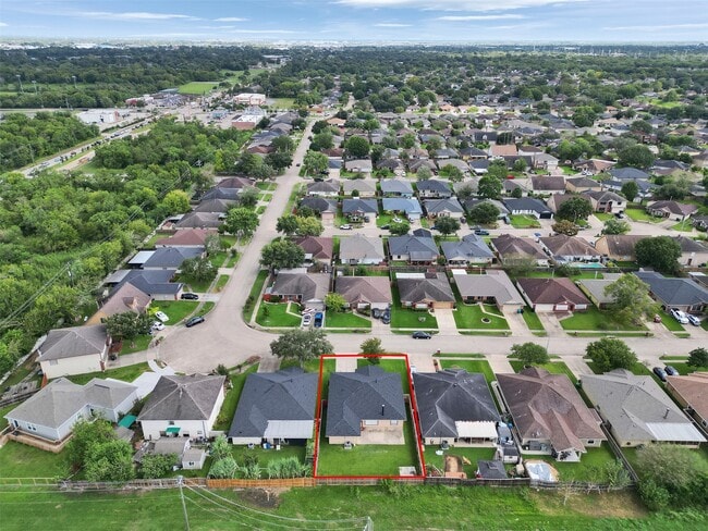 Building Photo - 10814 Bradford Way Dr