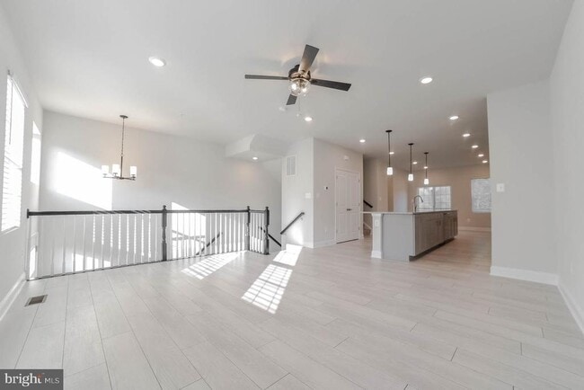 Building Photo - 23861 Myrtle Glen Way