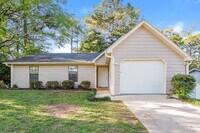 Building Photo - 40 Sunscape Dr