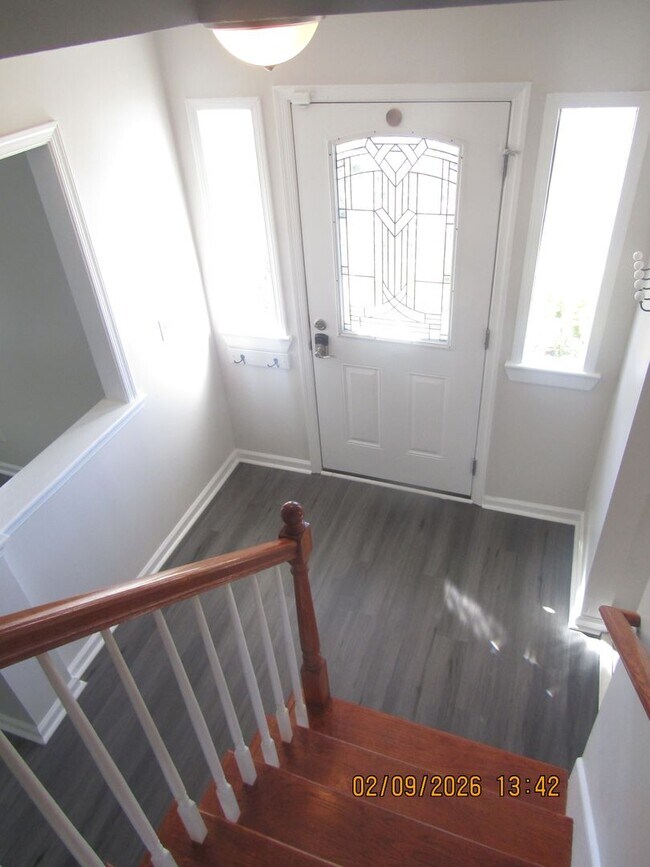 Building Photo - Lake Whitehurst