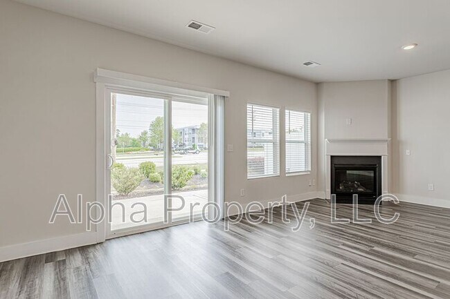 Building Photo - 164 Bromes Way