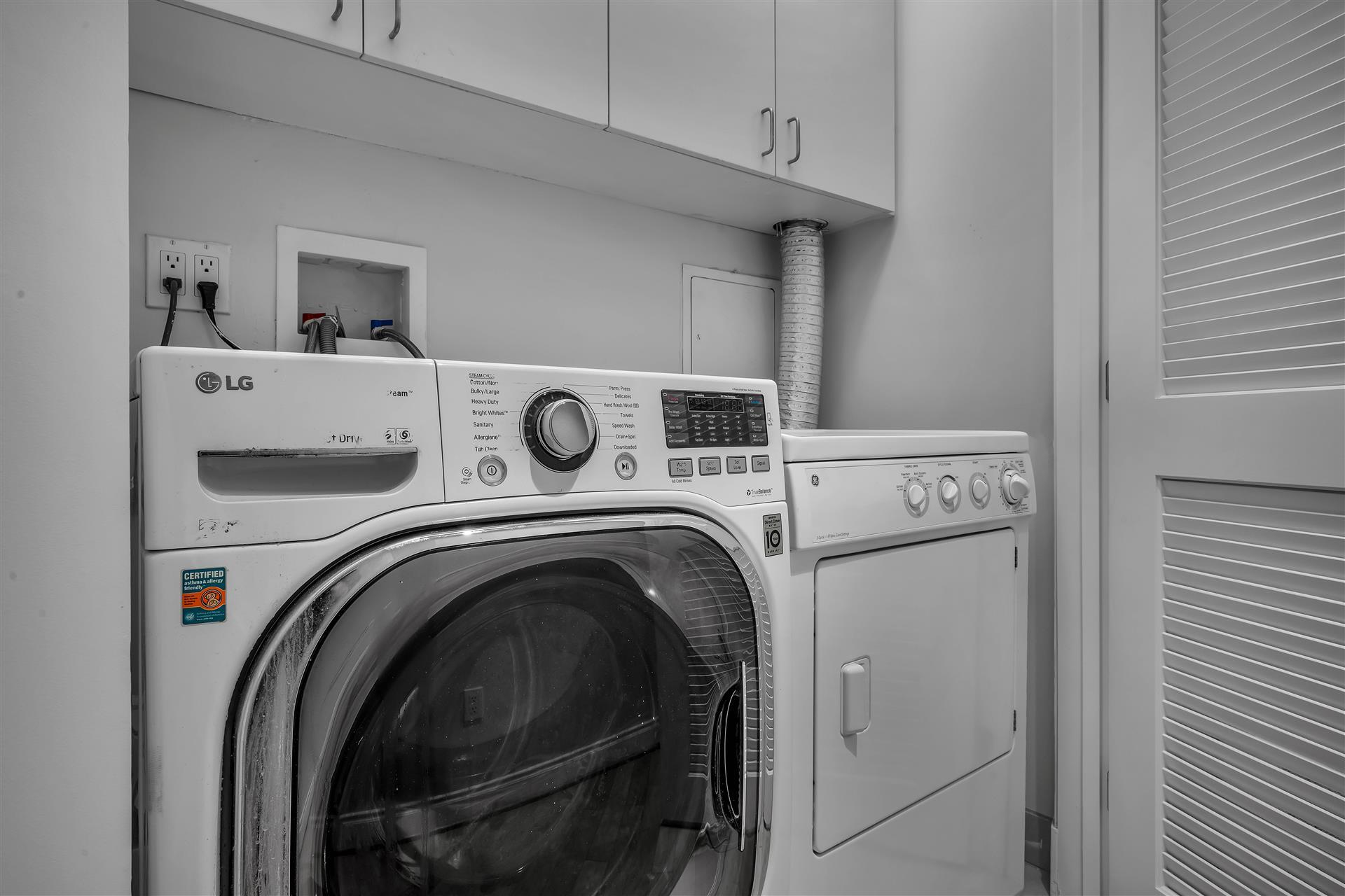 Building Photo - 11847 Gorham Ave