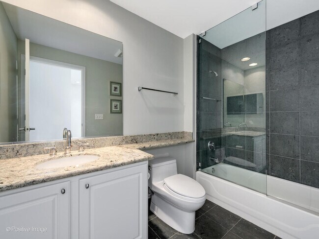 Building Photo - 24 N May St