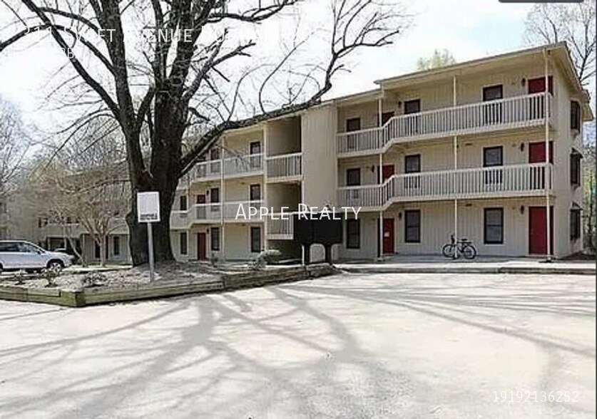 Primary Photo - 311 Swift Ave