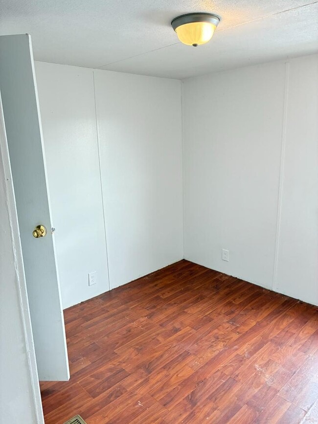 Building Photo - 2322 Sandy Ridge Dr