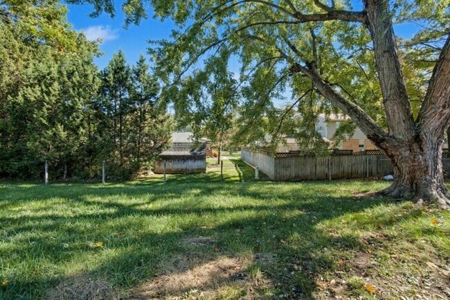 Building Photo - 7882 Lockport Blvd