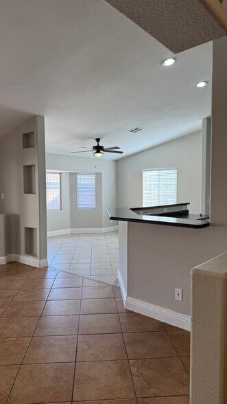 Building Photo - 4820 Patterson Ave