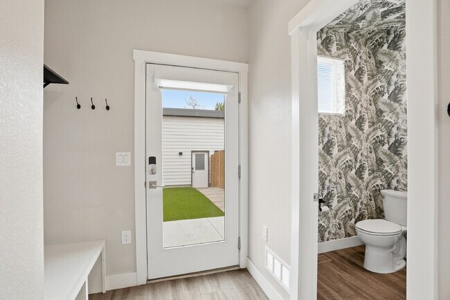 Building Photo - $3,940.95 - 3 Bed, 2.5 Bath Townhome In Denver with Central AC and Outdoor Space!