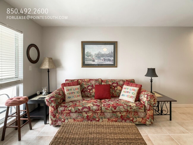 Building Photo - 13500 Sandy Key Dr