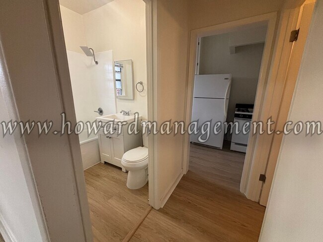 Building Photo - 00457BO