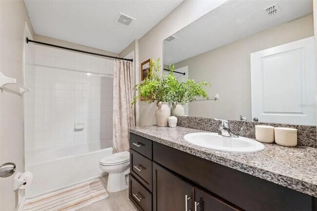 Building Photo - 10345 Shady Preserve Dr