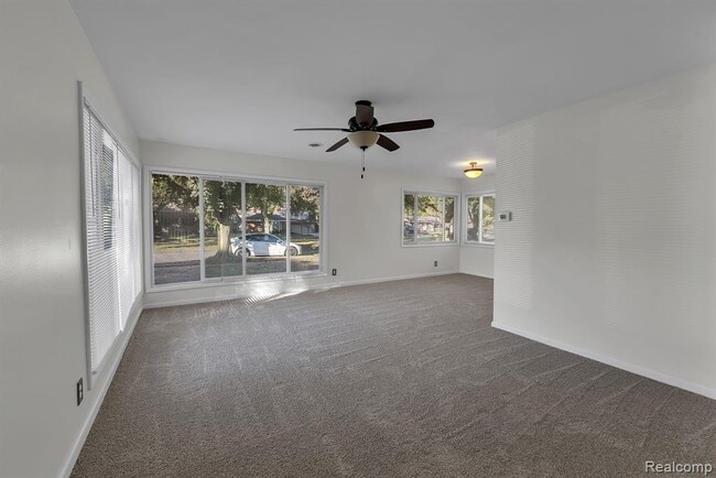 Building Photo - 32725 Barkley St