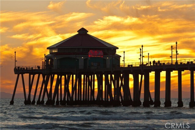 Building Photo - 1200 Pacific Coast Hwy
