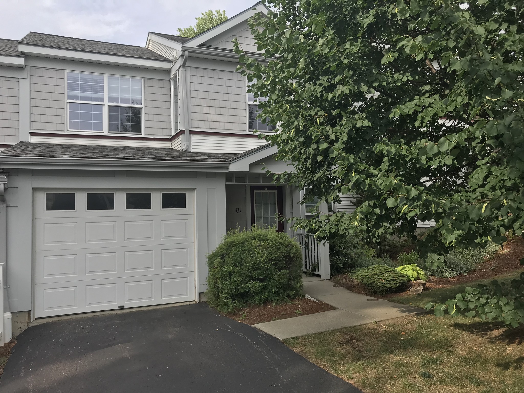 Garage - 131 Stonington Cir