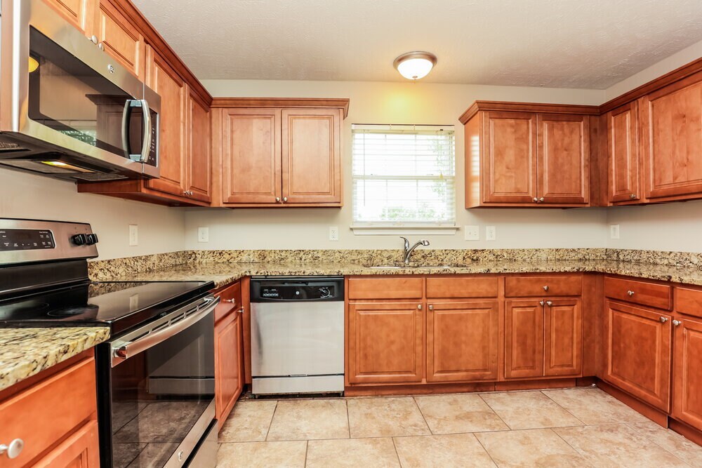 Building Photo - 1104 Harmony Ln