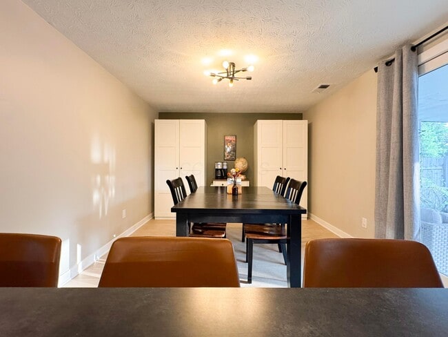 Building Photo - 4057 Clabber Rd