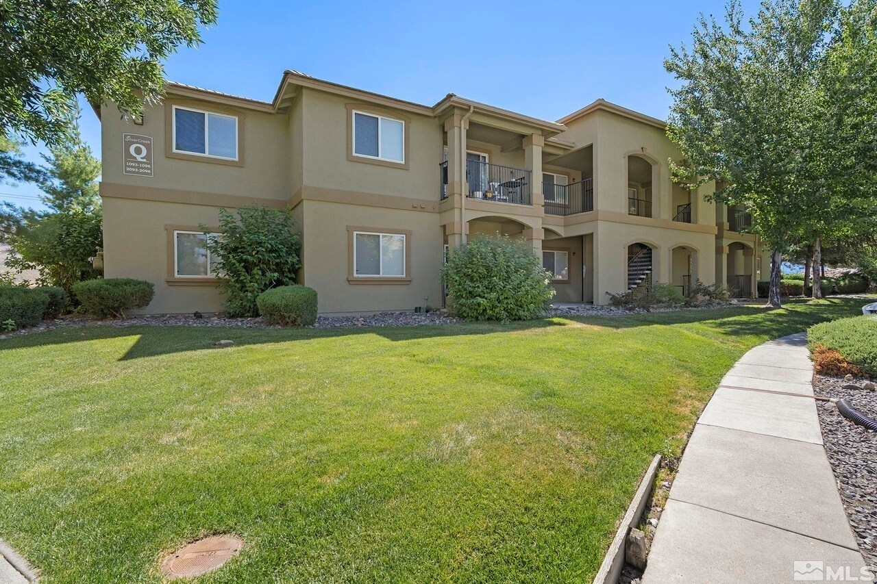 Building Photo - 6850 Sharlands Ave