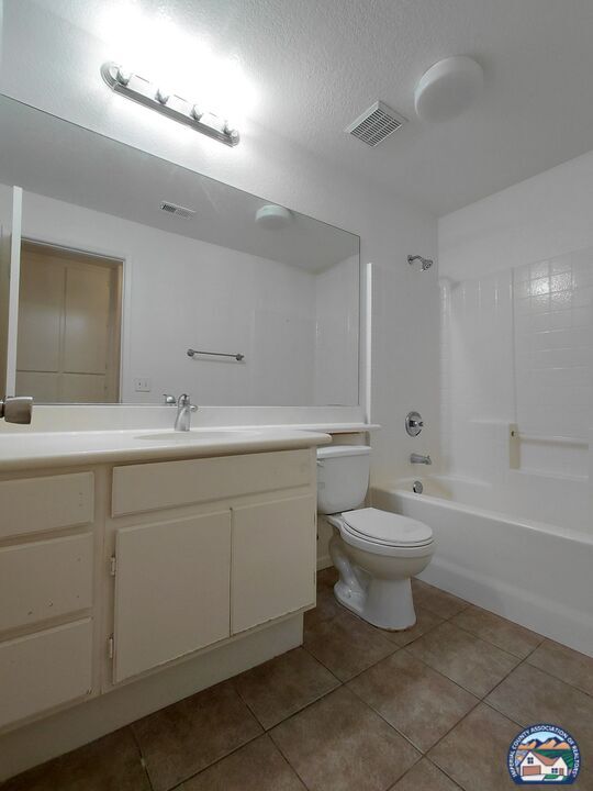 Building Photo - 195 Vallecito Ct