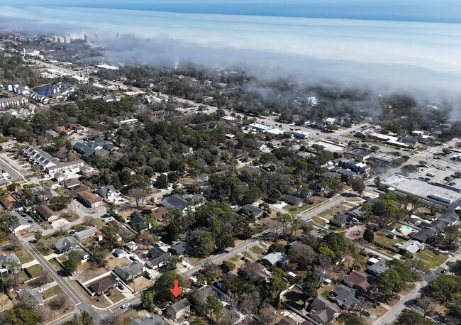 Building Photo - 613 62nd Ave N