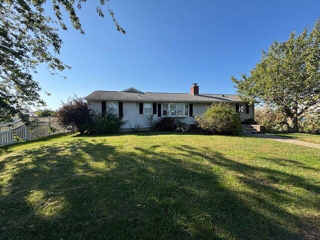 Primary Photo - 93 Seaside Ave