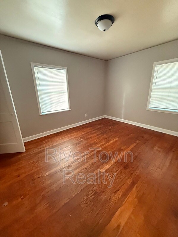 Building Photo - 3518 Hendricks Ave