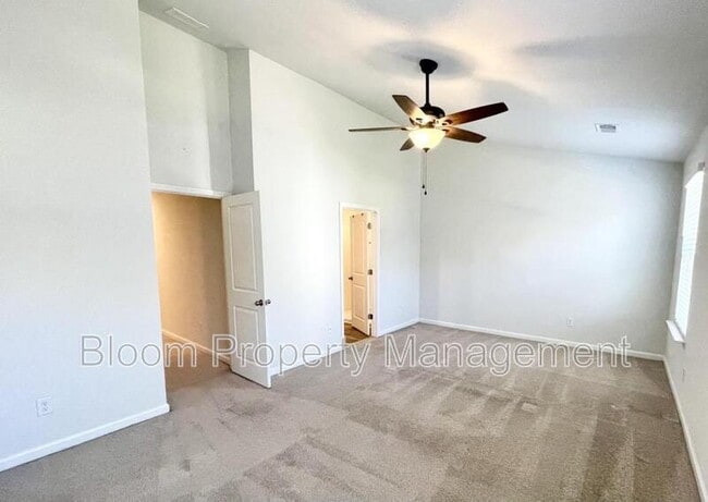 Building Photo - 108 Rosefield Ct