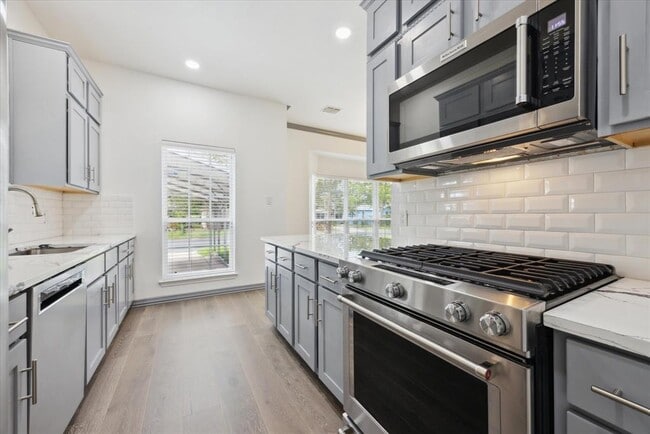 Building Photo - 4506 Glomar Ave