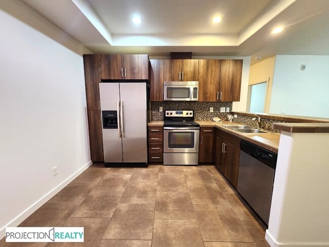 Building Photo - 8061 NE Rockne Way