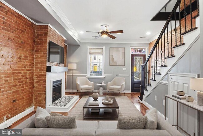 Building Photo - 1619 5th St NW