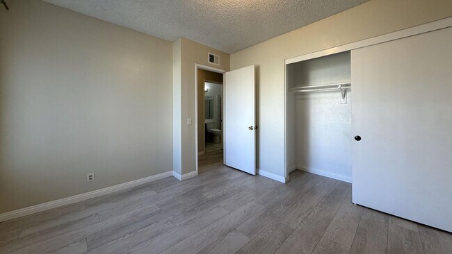 Building Photo - 148 Carmody St