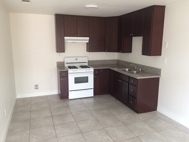 Building Photo - 1517 Ralston St