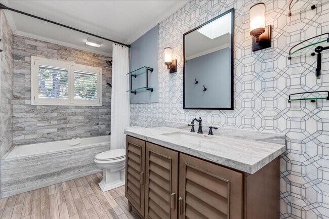 Building Photo - Stunning Highlands Home Located in Carmel, CA!