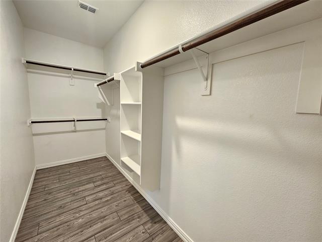 Building Photo - 3704 Milkweed Rd