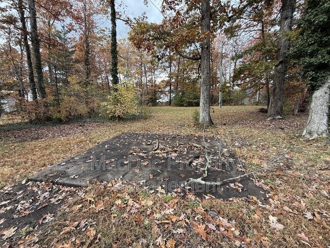 Building Photo - 900 Lakeview Pkwy