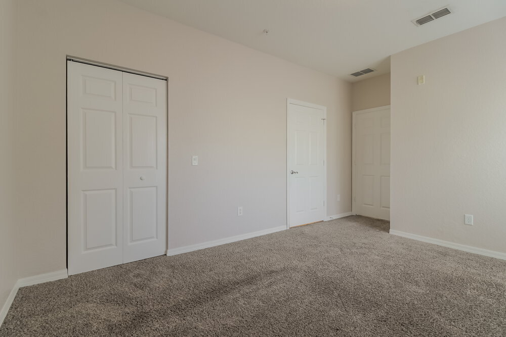 Building Photo - 2586 Grand Central Pkwy