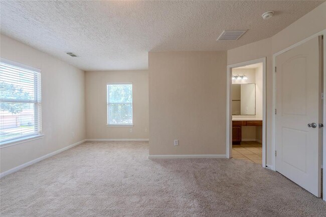 Building Photo - 11310 Sugar Bowl Dr