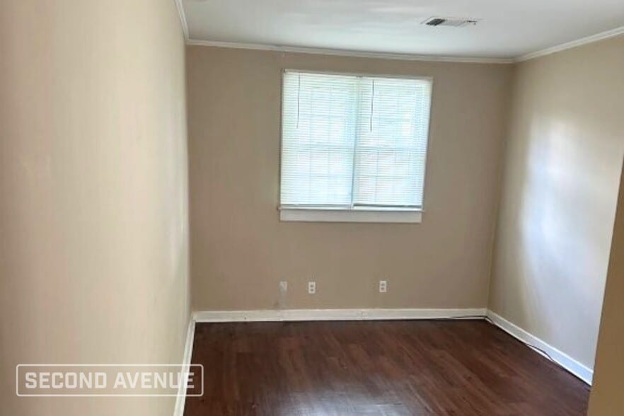 Building Photo - 2923 Pelzer Ave