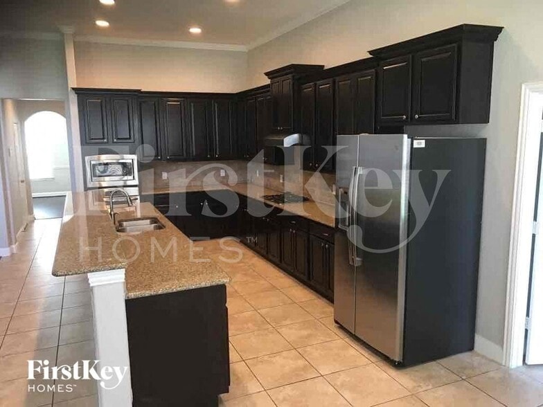 Building Photo - 14623 Castle Cove Ln