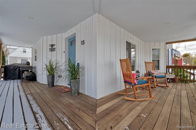 Building Photo - 15 South St