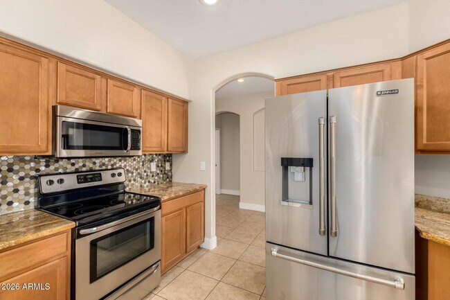 Building Photo - 10625 E Knowles Ave