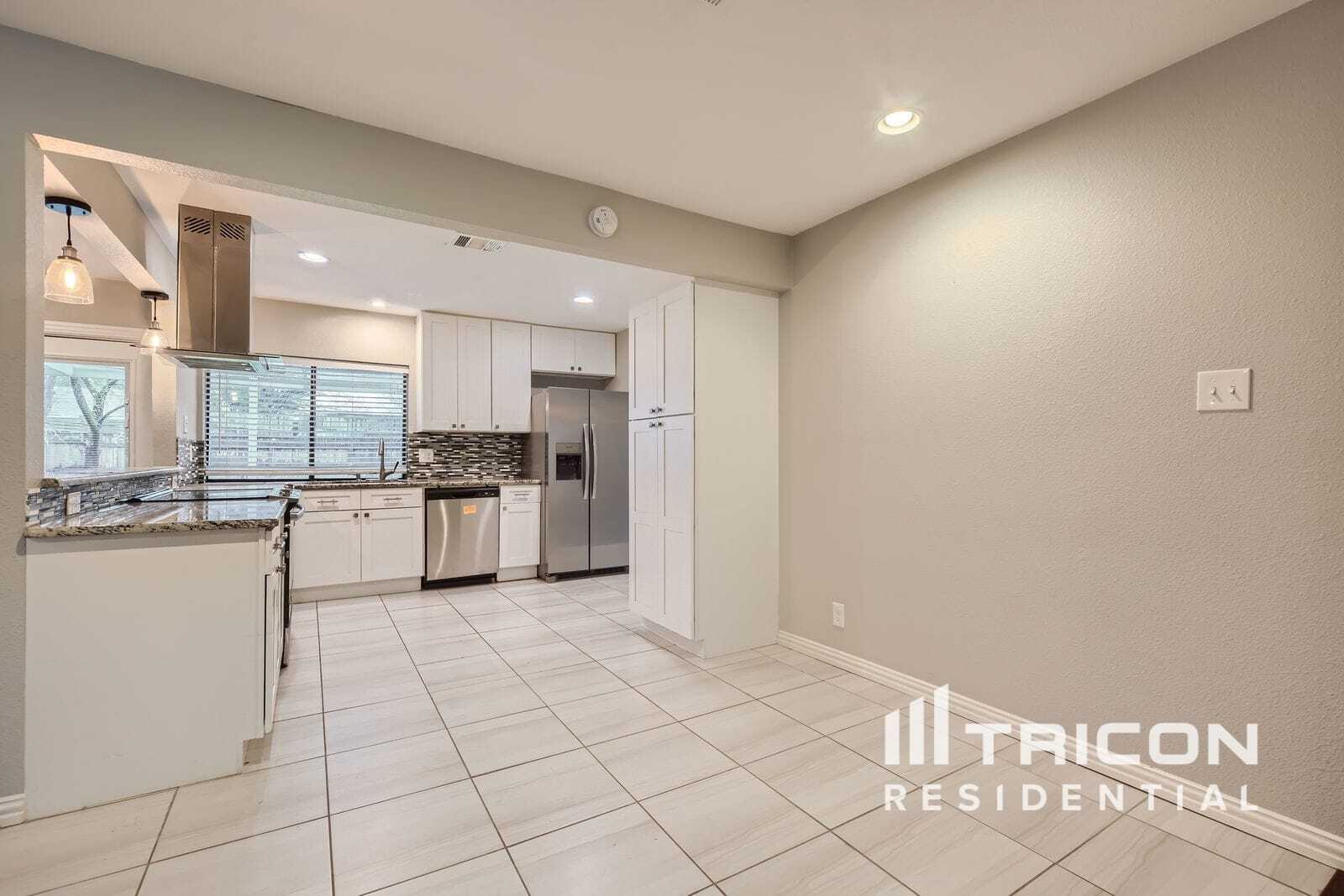 Building Photo - 5130 Gallahad Dr