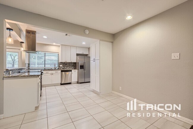 Building Photo - 5130 Gallahad Dr