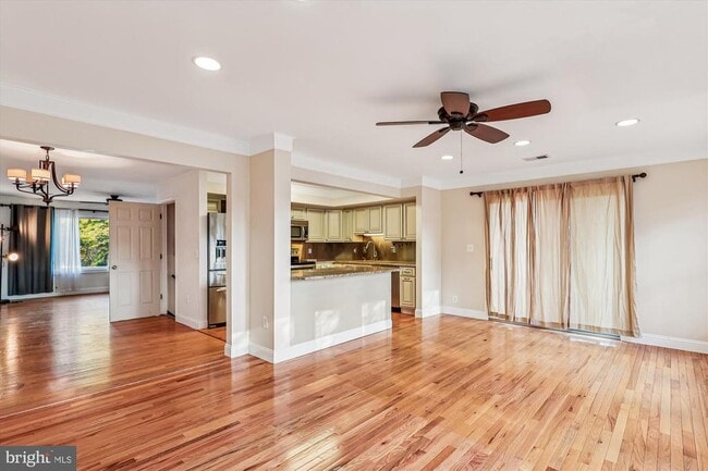 Building Photo - 1506 Widows Mite Rd