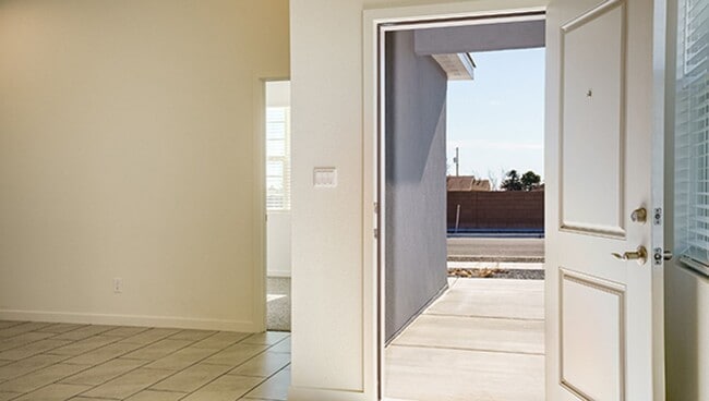 Building Photo - New Construction in Santa Fe!!!!