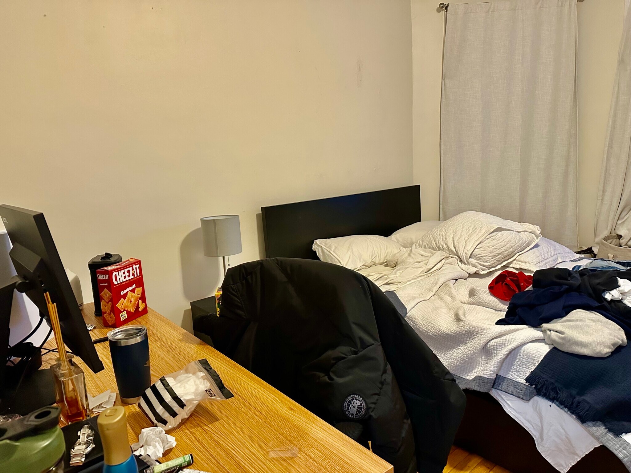 Building Photo - 73 Thatcher St