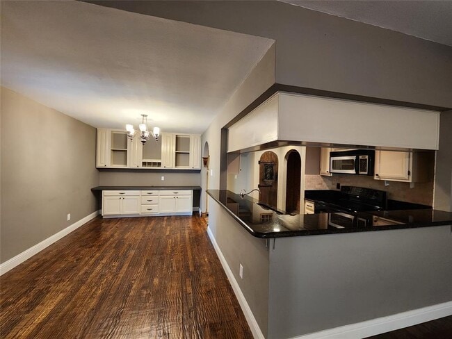 Building Photo - 1029 Wakefield Dr